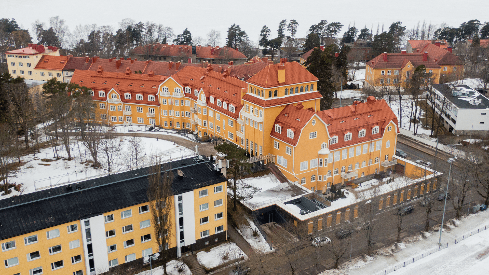 Munkkiniemi Cadet Historic Property Modern Solutions ILOQ Munkkiniemi Cadet Historic Property Modern Solutions ILOQ